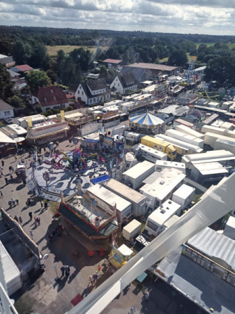 Festplatz des 445. Esenser Schützenfestes eröffnet